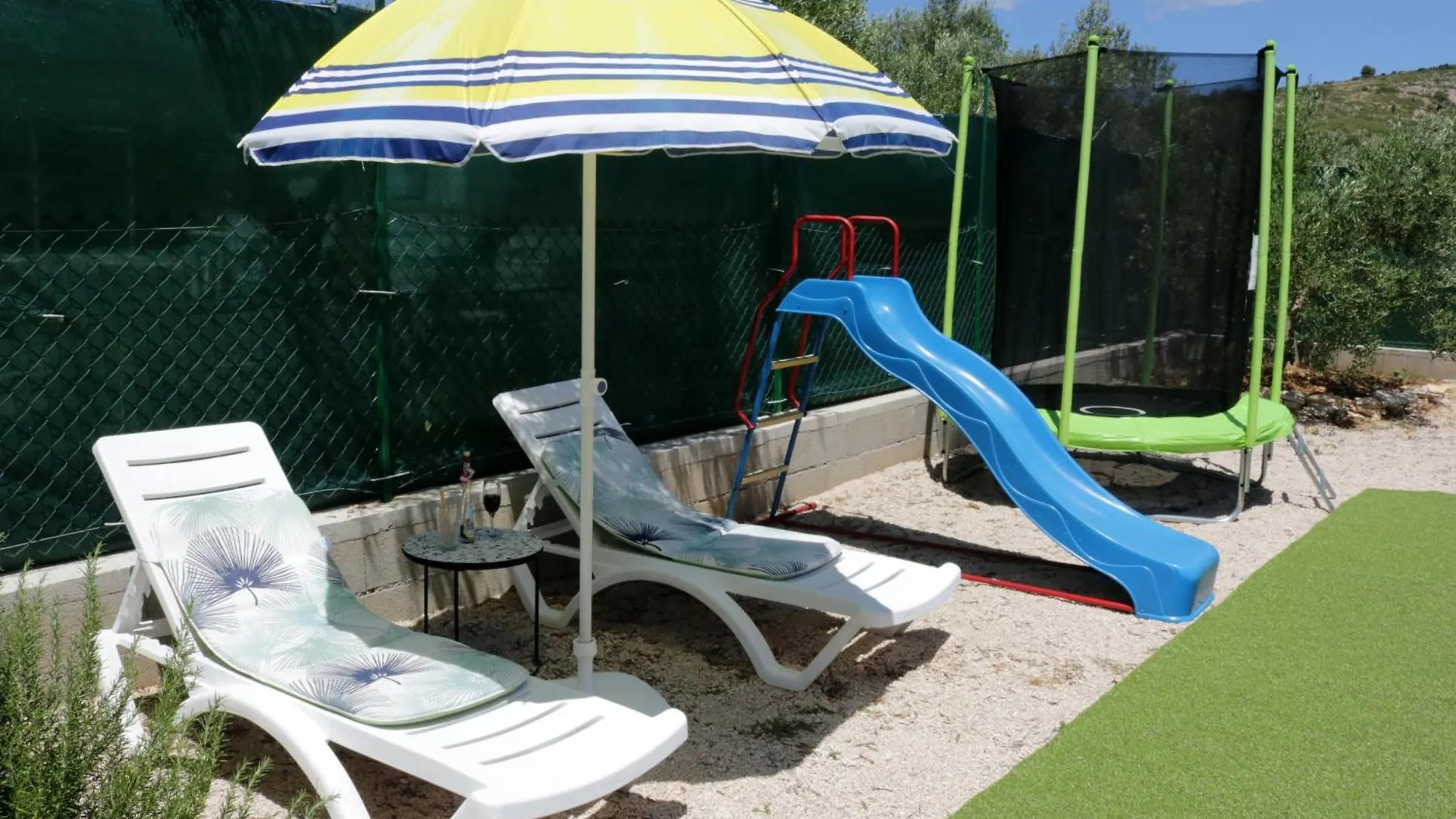 Kuca Za Odmor U Masliniku Villa Lisane Ostrovicke Holiday home